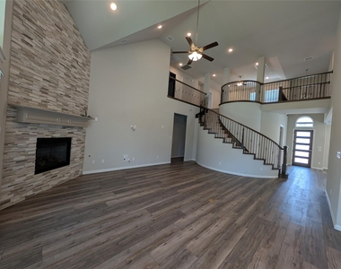 2809 River Bend Place - Photo Thumbnail 10