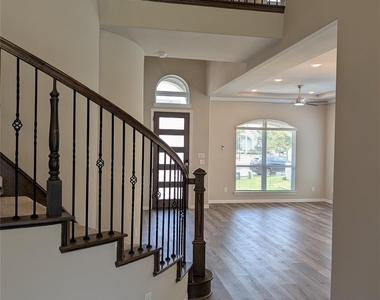 2809 River Bend Place - Photo Thumbnail 36