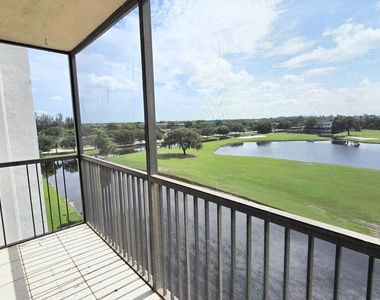 3100 W Rolling Hills Circle - Photo Thumbnail 30