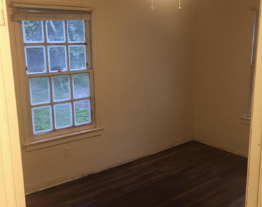 729 S 11th Street - Photo Thumbnail 15