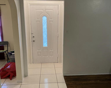 729 S 11th Street - Photo Thumbnail 24