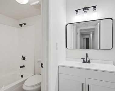 4444 E Paraside Village Parkway - Photo Thumbnail 19