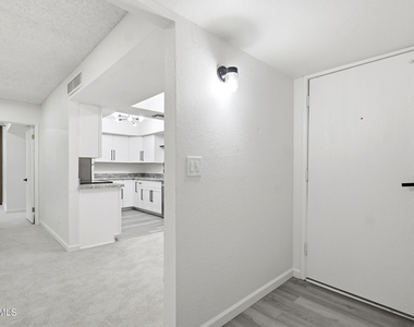 4444 E Paraside Village Parkway - Photo Thumbnail 3
