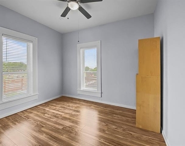 815 Stonecrest Road - Photo Thumbnail 9
