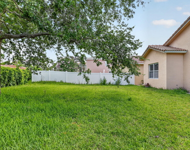 6305 Spring Lake Terrace - Photo Thumbnail 30
