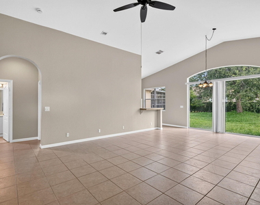 6305 Spring Lake Terrace - Photo Thumbnail 5