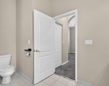 6305 Spring Lake Terrace - Photo Thumbnail 19