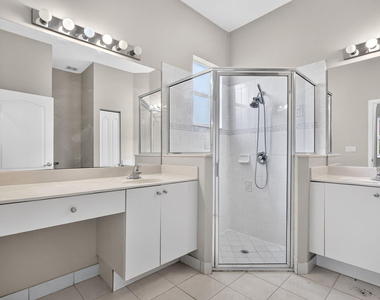 6305 Spring Lake Terrace - Photo Thumbnail 18