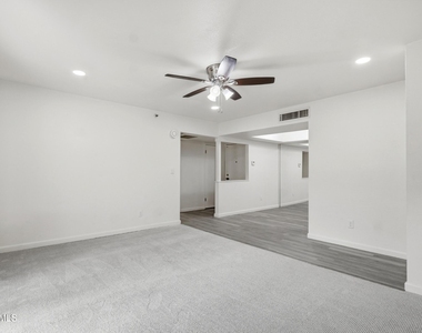 4444 E Paraside Village Parkway - Photo Thumbnail 4