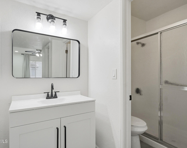 4444 E Paraside Village Parkway - Photo Thumbnail 23