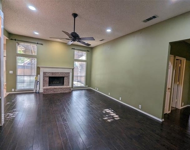 7113 Chardonnay Drive - Photo Thumbnail 7