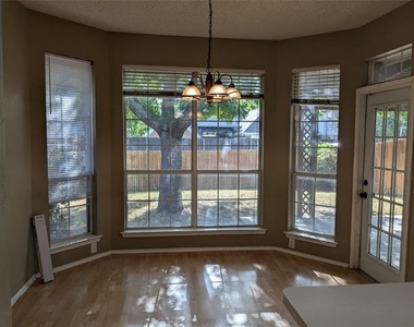 7113 Chardonnay Drive - Photo Thumbnail 14