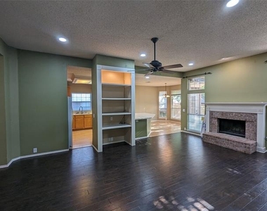 7113 Chardonnay Drive - Photo Thumbnail 6