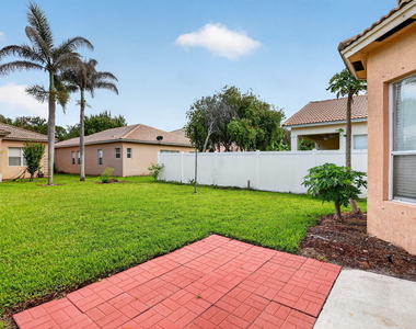 5614 Sunberry Circle - Photo Thumbnail 30