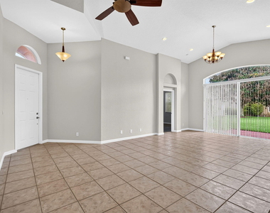 5614 Sunberry Circle - Photo Thumbnail 7