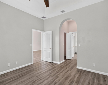 5614 Sunberry Circle - Photo Thumbnail 16