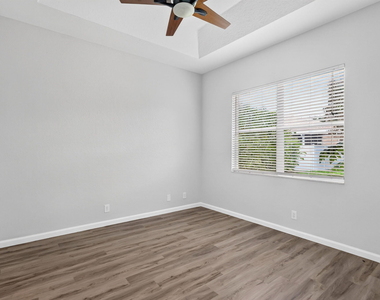 5614 Sunberry Circle - Photo Thumbnail 13