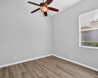 5614 Sunberry Circle - Photo Thumbnail 22