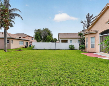 5614 Sunberry Circle - Photo Thumbnail 33