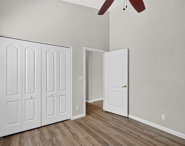 5614 Sunberry Circle - Photo Thumbnail 23