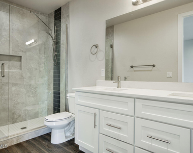 4506 N 10th Street - Photo Thumbnail 10