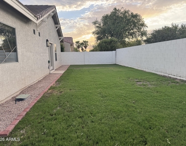 3424 E Vernon Street - Photo Thumbnail 32