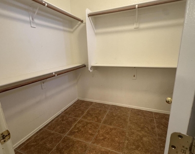 3424 E Vernon Street - Photo Thumbnail 19