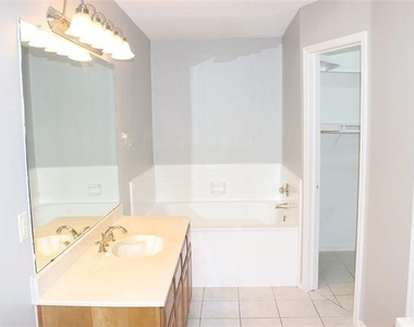 285 Alex Drive - Photo Thumbnail 24