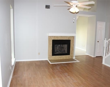 285 Alex Drive - Photo Thumbnail 8