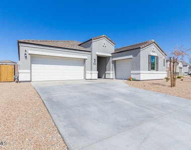 30916 W Verde Lane - Photo Thumbnail 1