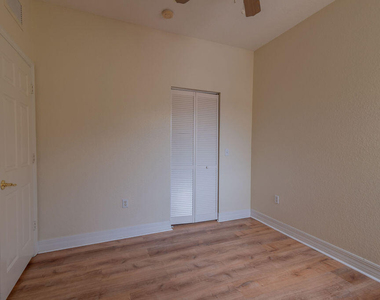 44 Se Sedona Circle - Photo Thumbnail 16