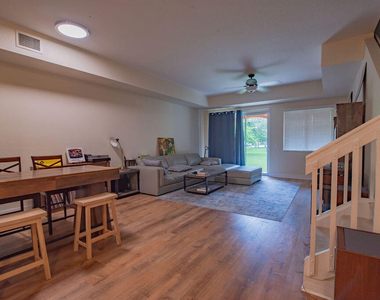 44 Se Sedona Circle - Photo Thumbnail 4
