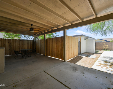 5833 W John Cabot Road - Photo Thumbnail 14