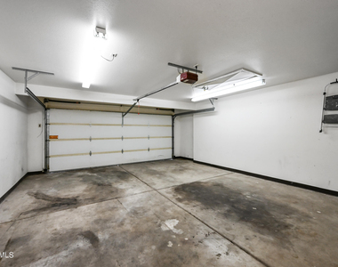 5833 W John Cabot Road - Photo Thumbnail 28
