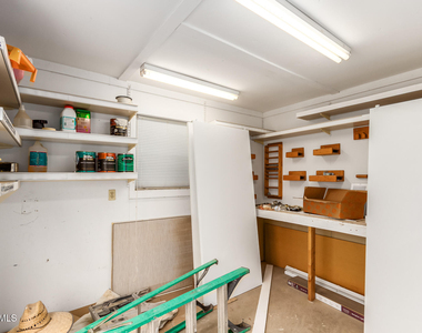 518 N Pepperwood Court - Photo Thumbnail 19