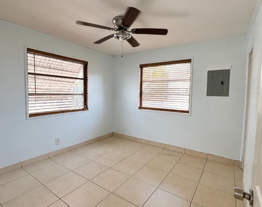 121 Cleveland Street - Photo Thumbnail 7