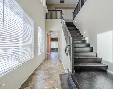 6922 S Black Hills Way - Photo Thumbnail 6