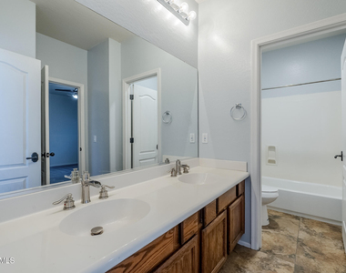 6922 S Black Hills Way - Photo Thumbnail 24