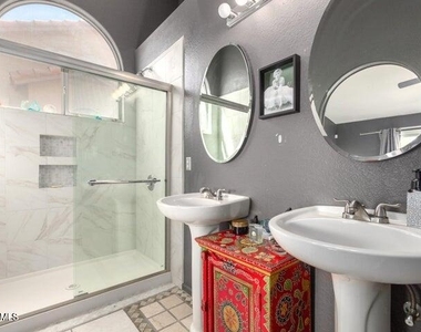 862 W Saragosa Street - Photo Thumbnail 8