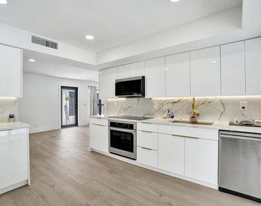 840 Sw 3rd Street - Photo Thumbnail 18