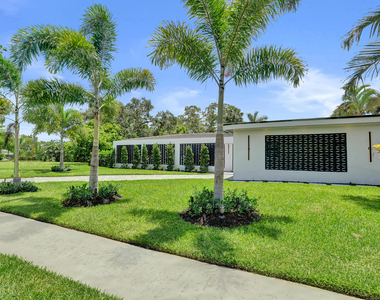 840 Sw 3rd Street - Photo Thumbnail 2