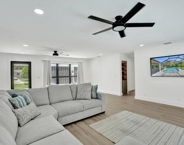 840 Sw 3rd Street - Photo Thumbnail 11