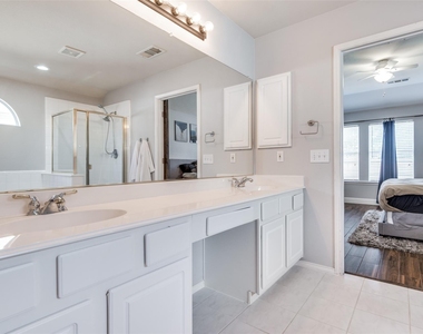 4916 Auburn Drive - Photo Thumbnail 20