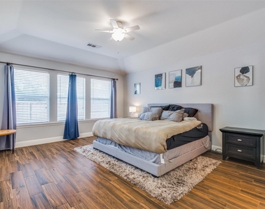 4916 Auburn Drive - Photo Thumbnail 18