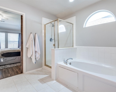 4916 Auburn Drive - Photo Thumbnail 23