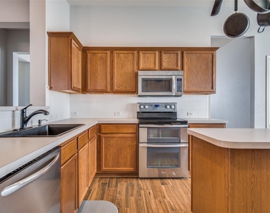 4916 Auburn Drive - Photo Thumbnail 14
