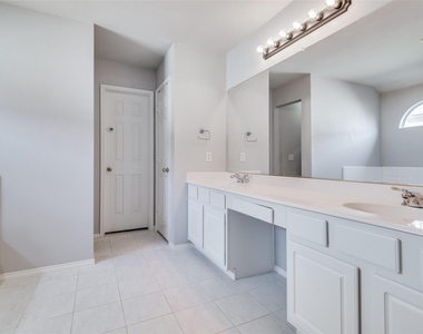 4916 Auburn Drive - Photo Thumbnail 21