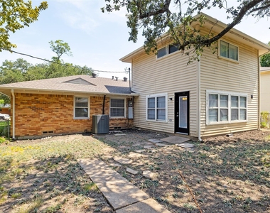 1913 Landa Drive - Photo Thumbnail 17