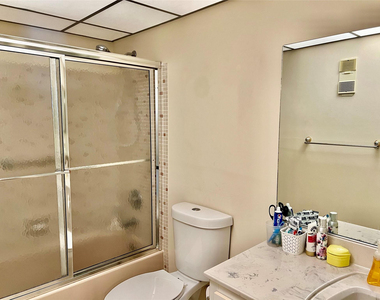9718 S Belfort Circle - Photo Thumbnail 12