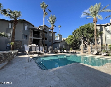 2025 E Campbell Avenue - Photo Thumbnail 19